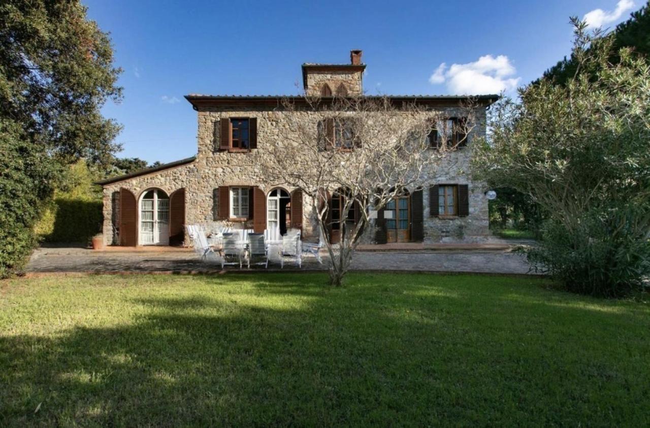 Maison Antoinette San Vincenzo Exteriör bild