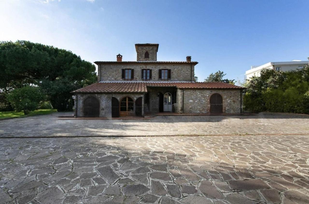 Maison Antoinette San Vincenzo Exteriör bild