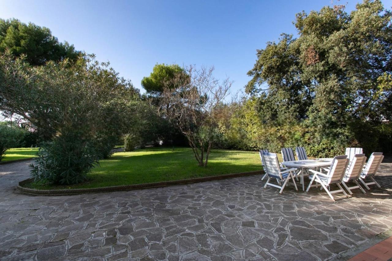 Maison Antoinette San Vincenzo Exteriör bild